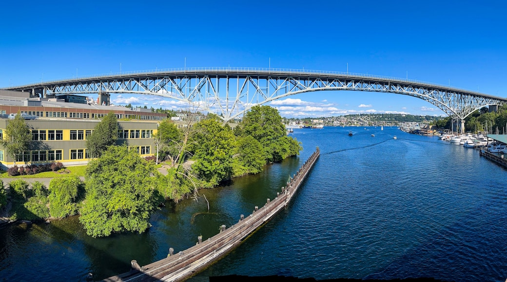 The Aurora Bridge spans Lake Union and connects Seattle's Fremont & Queen Anne Neighborhoods