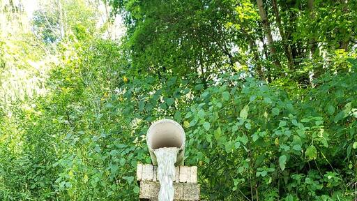 Thirst quenched by this amazing natural spring in PA. We were able to fill up all of our containers before trekking to Niagara Falls.
#adventure