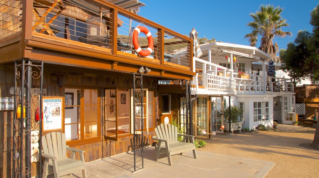 Garden Grove mostrando una ciudad y una casa