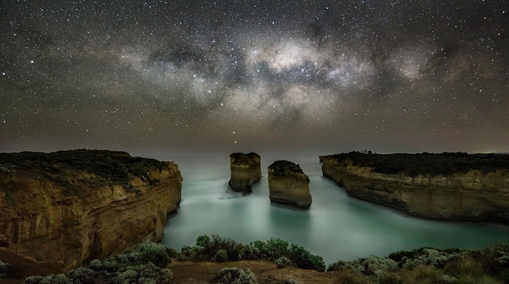 Enjoyed the #GreatOutdoors with some astrophotography mid-October for the end of the Milky Way season in Australia. A great area to explore with some epic views, be sure to explore the dirt tracks near here also to avoid the crowds and enjoy some peace and quiet!