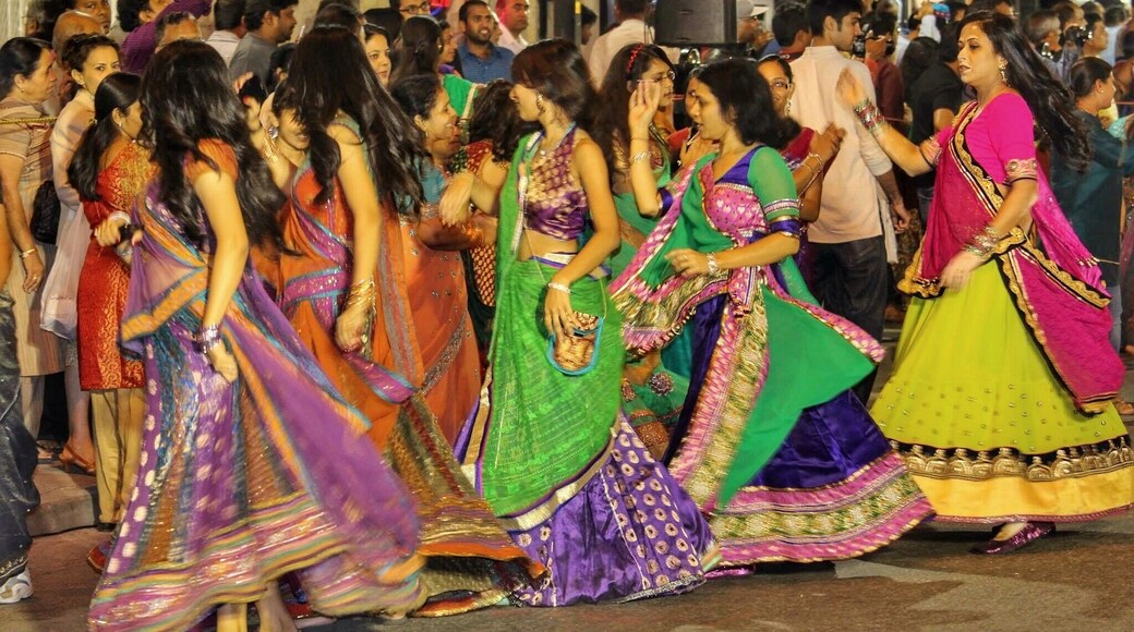 One of the biggest Hindu festival Navratari is starting tomorrow. It is marked by 10 days of celebration. For first 9 days people worship Goddess Durga and dance in colorful attires in huge groups in the evening. It is an amazing experience for anyone. Check out for flyers regarding Garba or Dandiya dance in your neighborhood or just ask your Indian friends 🤓 #festival #festivals #indianFestival #indianDanceFestival