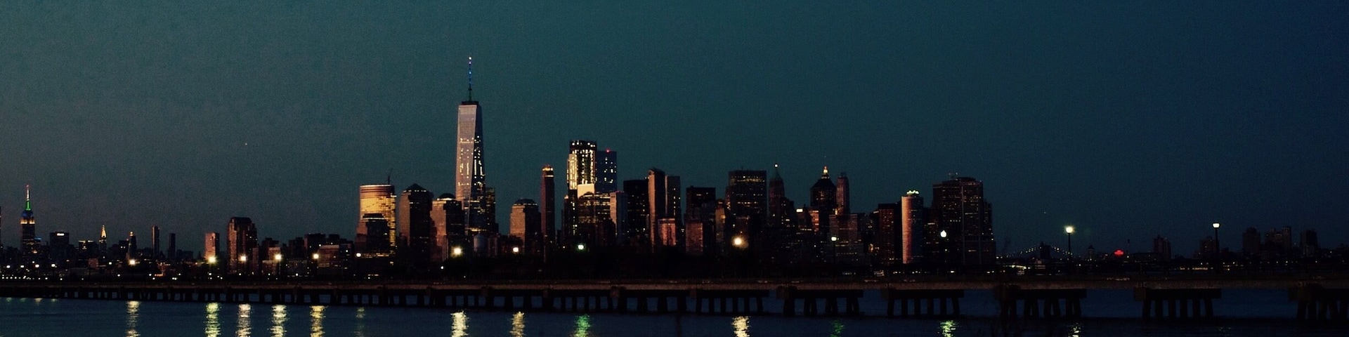 Manhattan island early evening from liberty state park.
#BVSBlue
