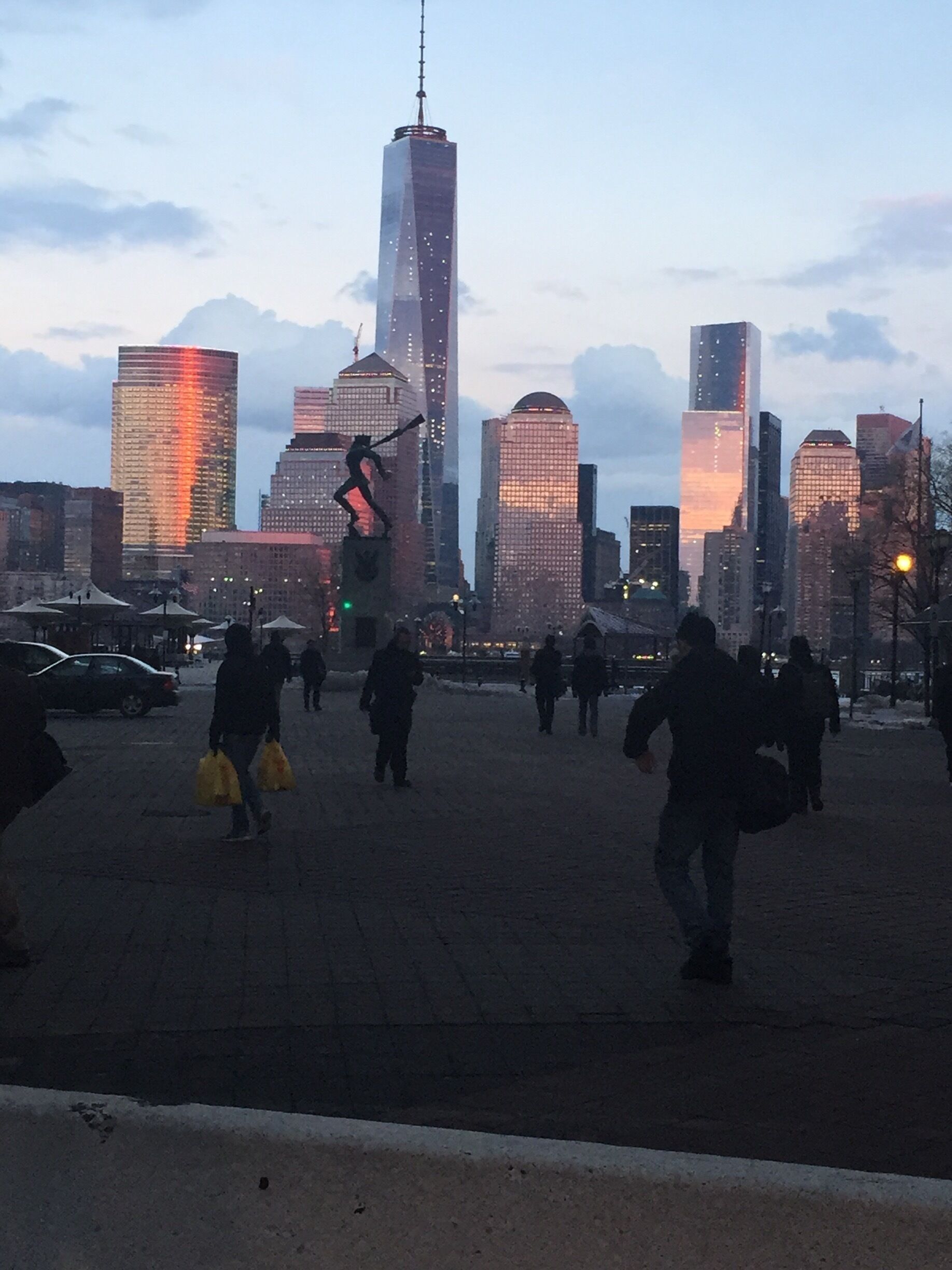 Fall had ended and the sun was setting early that day! The view of the freedom tower from the exchange place boardwalk was astounding! 