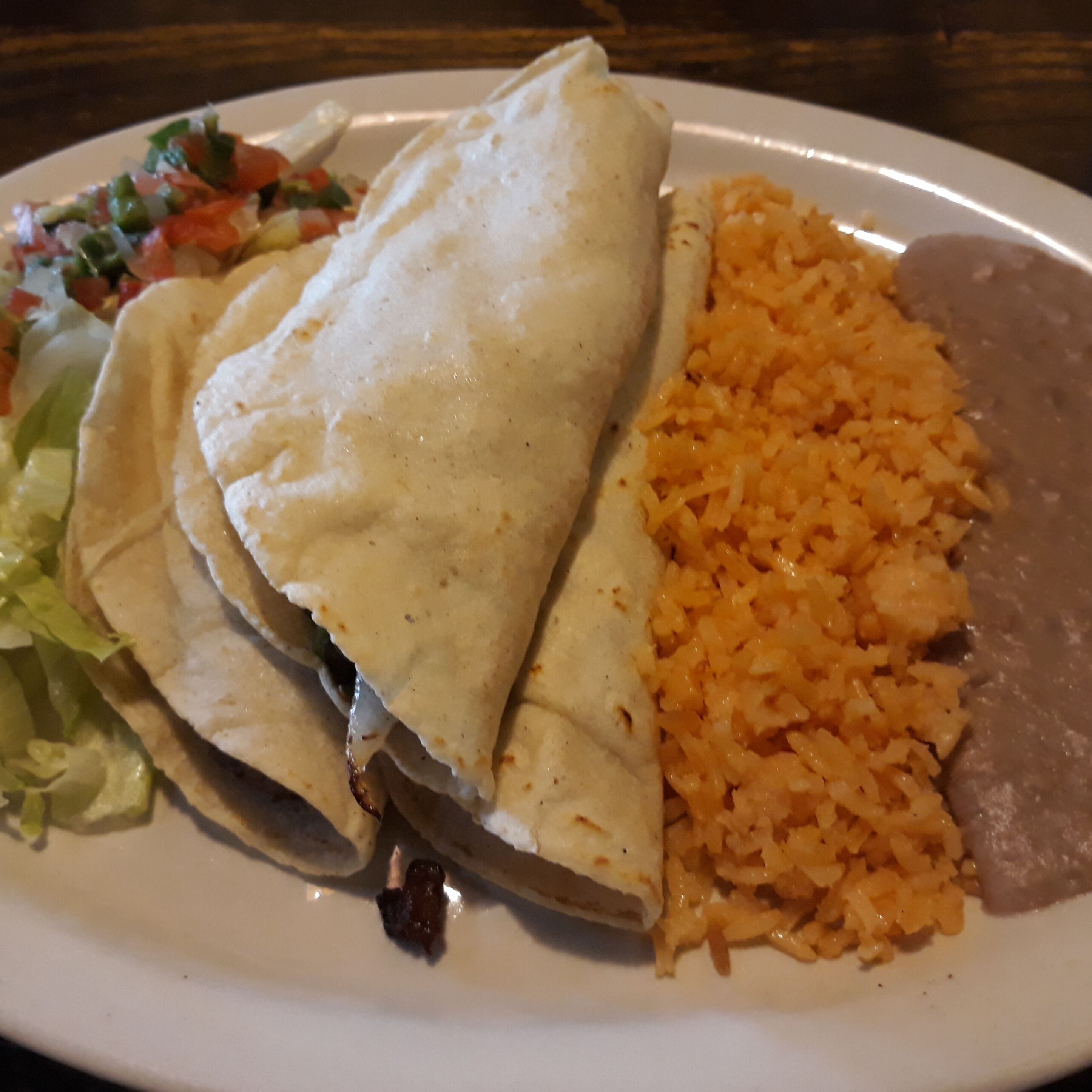 This places has the best Tex-Mex food. If you're in the Dallas area, you must try this restaurant. I ordered the Tacos al Carbon.