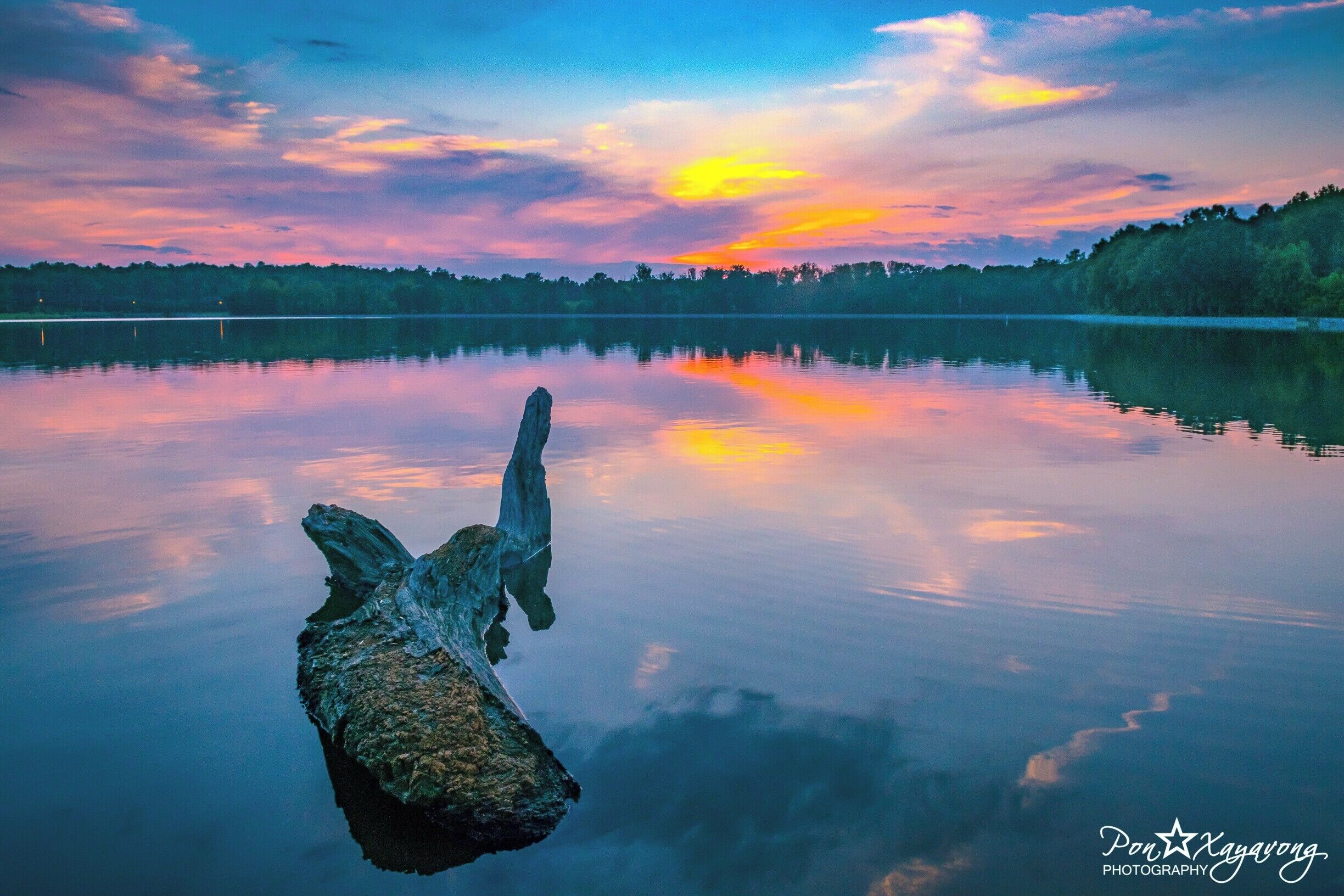 Beautiful Lake park  for boat riding, hiking, jogging, fishing, picnic and relax and watch the sunset.
