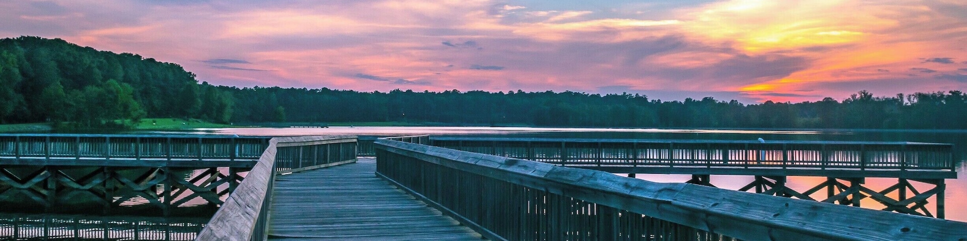 Beautiful Lake park  for boat riding, hiking, jogging, fishing, picnic and relax and watch the sunset.
