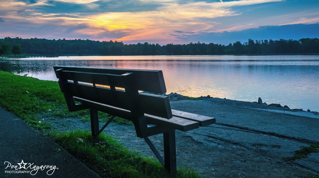 Beautiful Lake park for boat riding, hiking, jogging, fishing, picnic and relax and watch the sunset.
