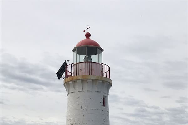 Griffith’s Island is accessible only by foot. There is a walking track that loops the entire island. This lighthouse is one of the attractions on the loop. #griffithsisland #australia #portfairy #lighthouse