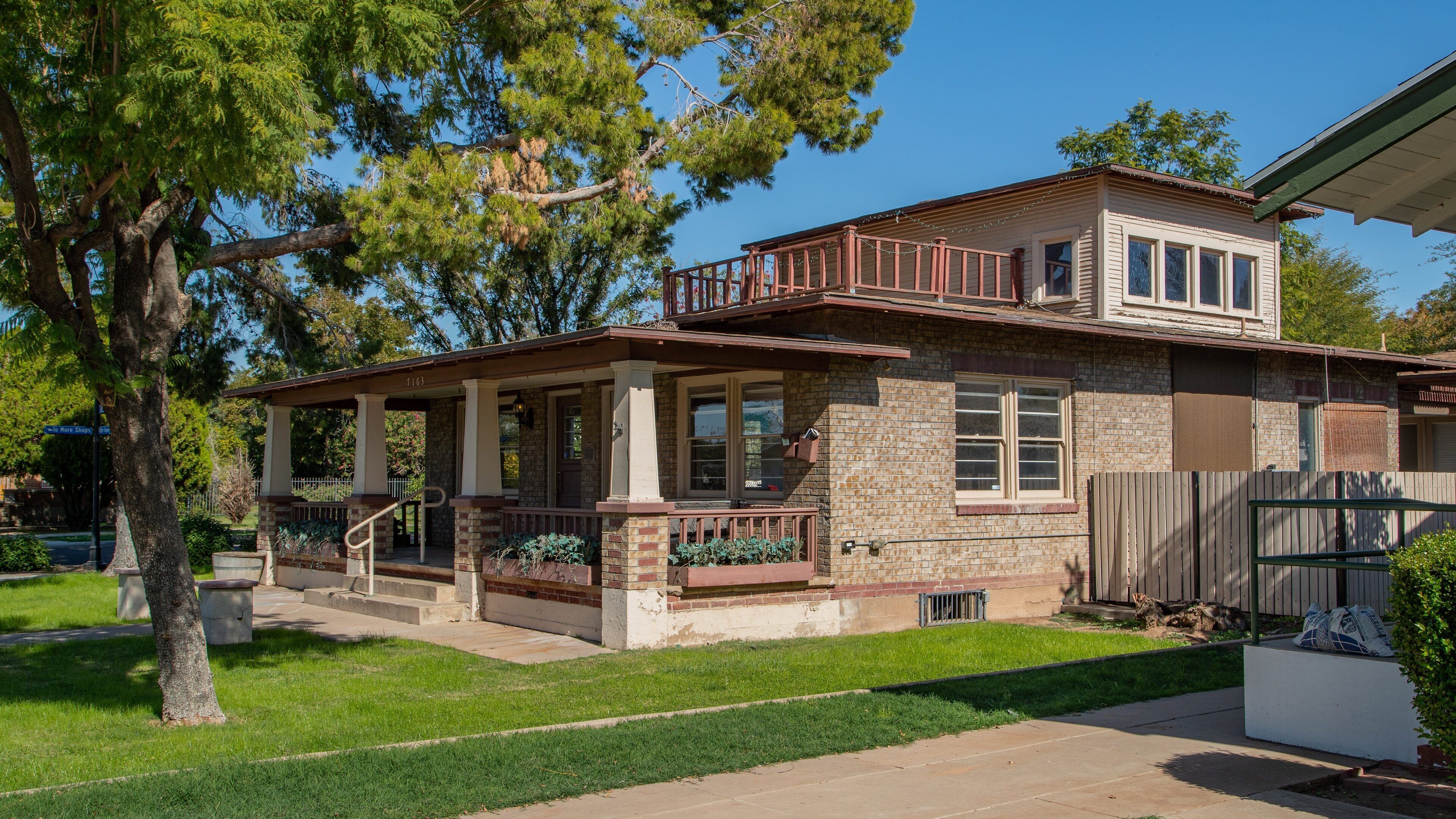 Glendale which includes a house