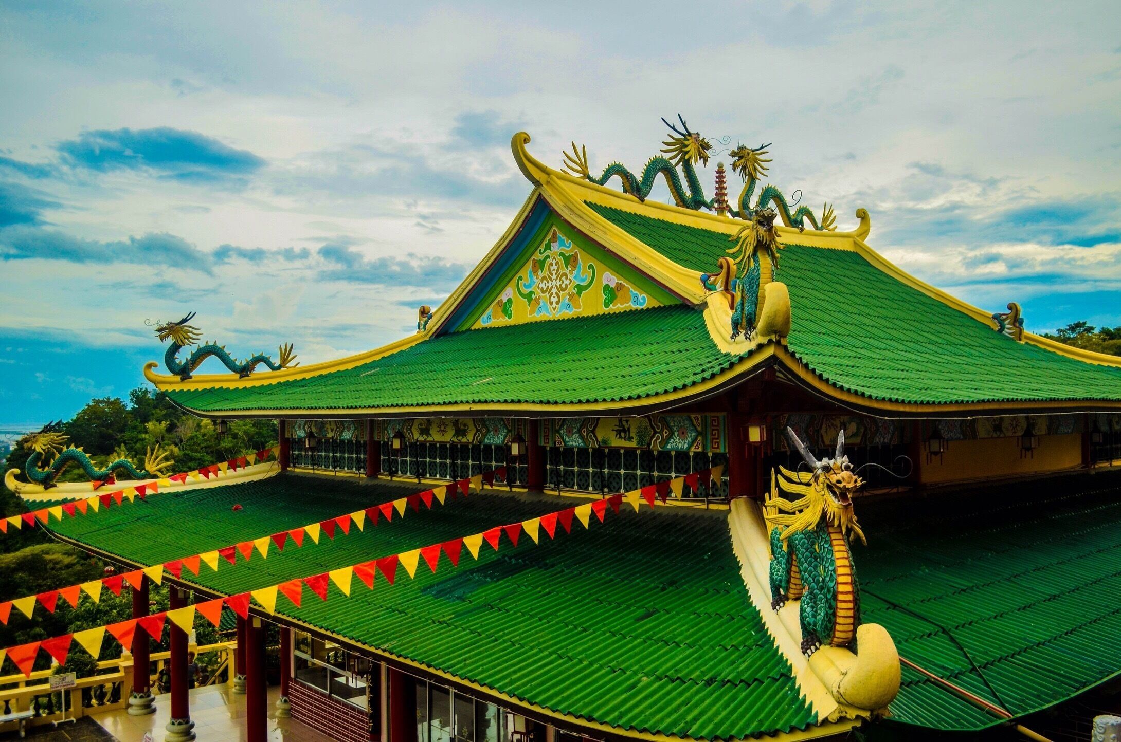 i remember it being a very long day. we just got off the cab and i was too tired to hike up the temple, but then i saw this. i was astounded. i was a bit regretful of the fact that i only had a few minutes to spend here. i'll come back here soon! 

#cebu #philippines #temple #beautiful #travel