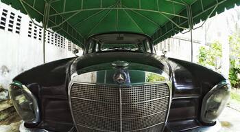Mercedes Benz used by Pope John Paul II in the Philippines in year 1981
#vintage #car #mercedesbenz #mercedes #instagridsapp #photography #itsmorefuninthephilippines #instagram #sinopinas #grammarph #wanderlust #sugbo #snapseed #xiaomiyi #yicam #actioncam #photo #topgearph