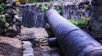 Have a taste of the Filipino history in this military defense structure, built by Spanish and indigenous Cebuano in the pier area of the city. #roadtrip