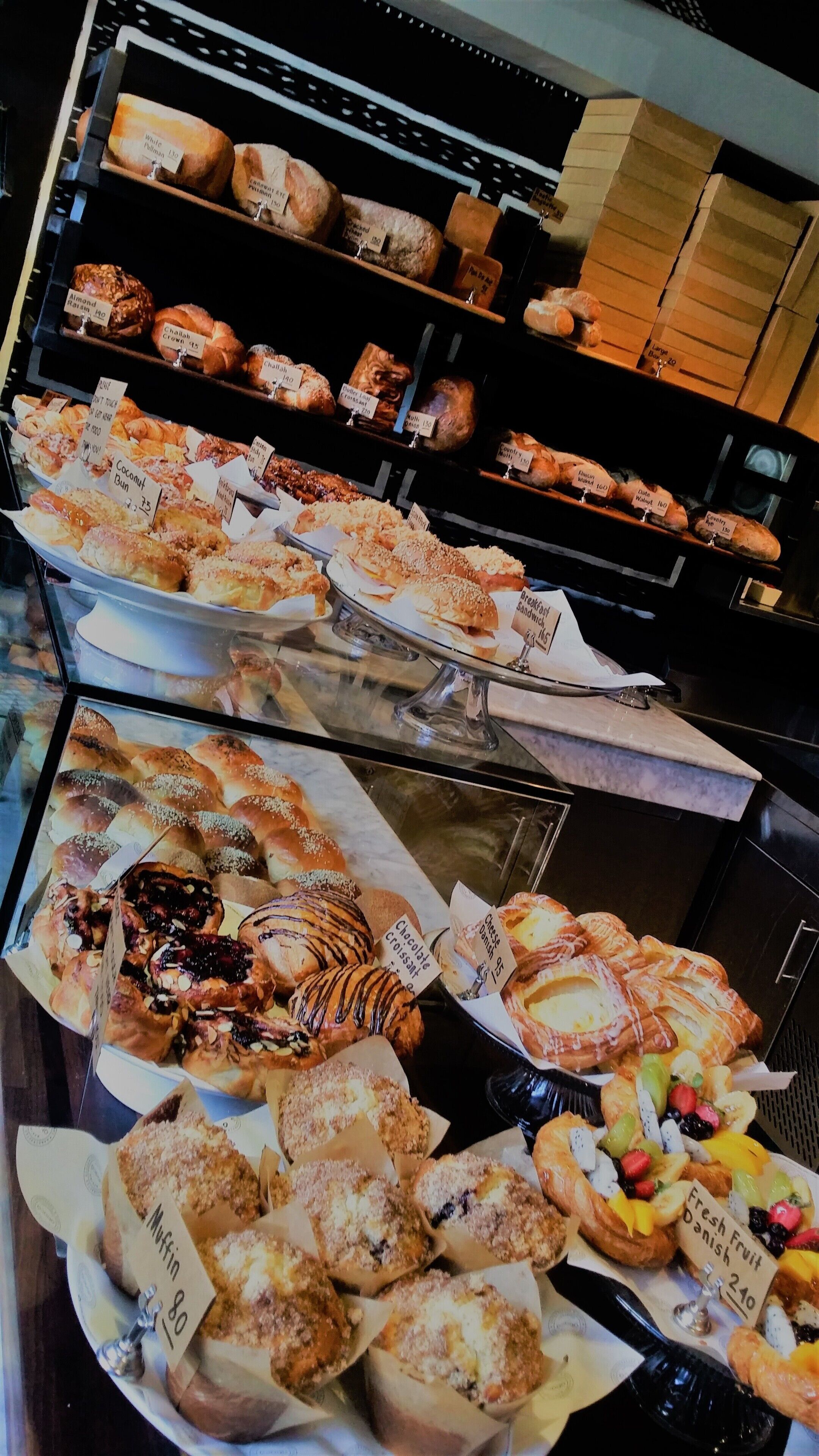 ♫ ♬There goes the baker with his tray like always....♪ ♫ always expect the best from Abaca Baking Company

#TroverFoodies #ginnysjournal #Cebuseries