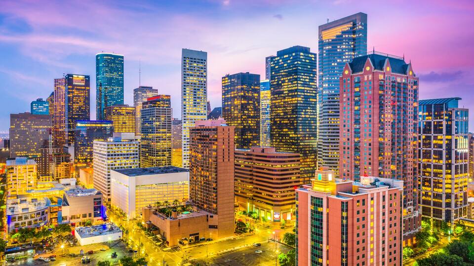 Houston, Texas, USA downtown city skyline at twilight.