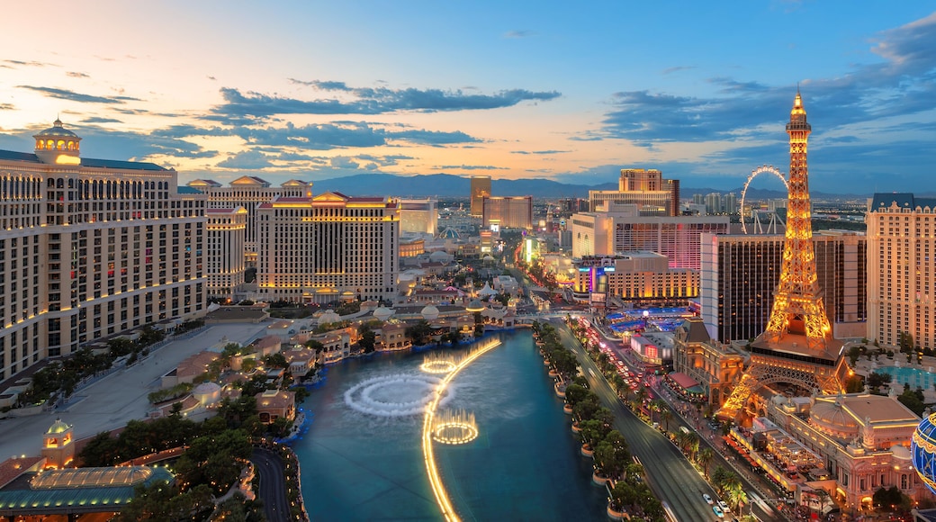 Panoramic view of Las Vegas strip at sunset