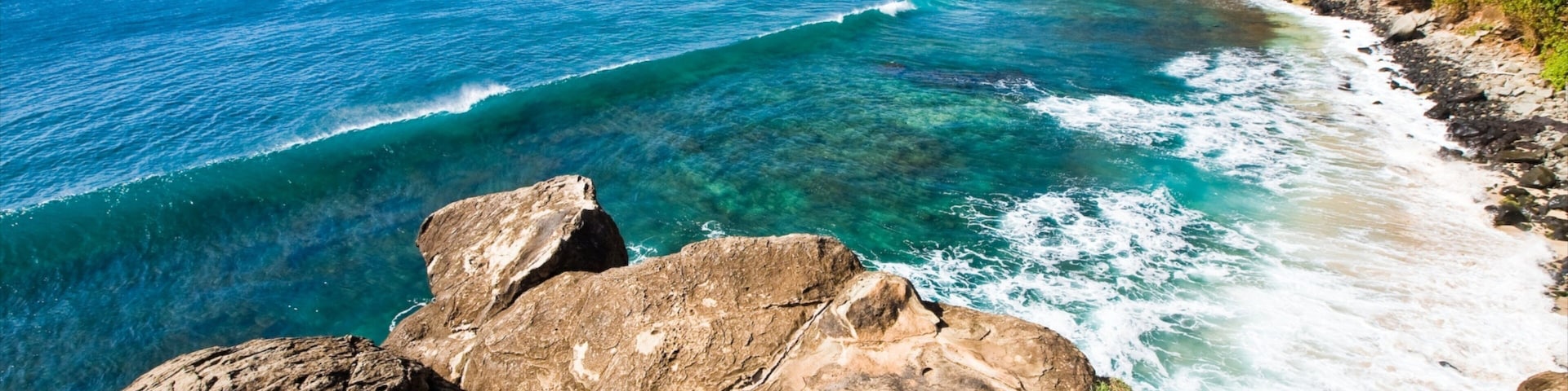 Kapalua Beach which includes island images, rugged coastline and general coastal views