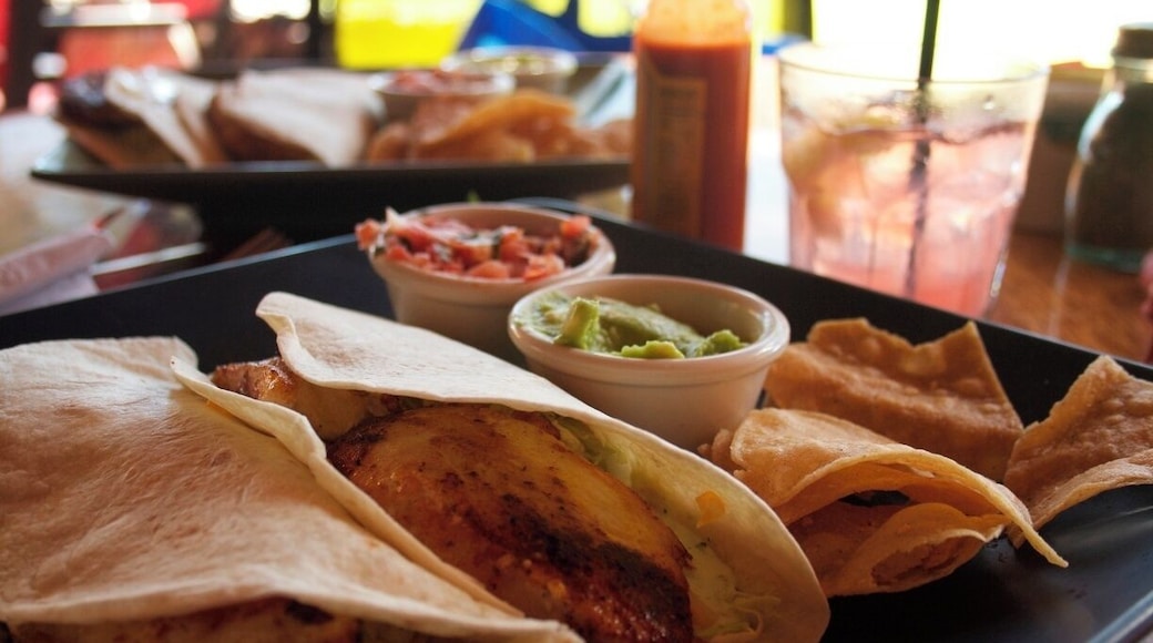 Hands down THE best fish tacos I ate in Maui... and I ate them just about every day we were there. Get them. Trust me.
http://www.littlemermaidatsea.com/?p=1923