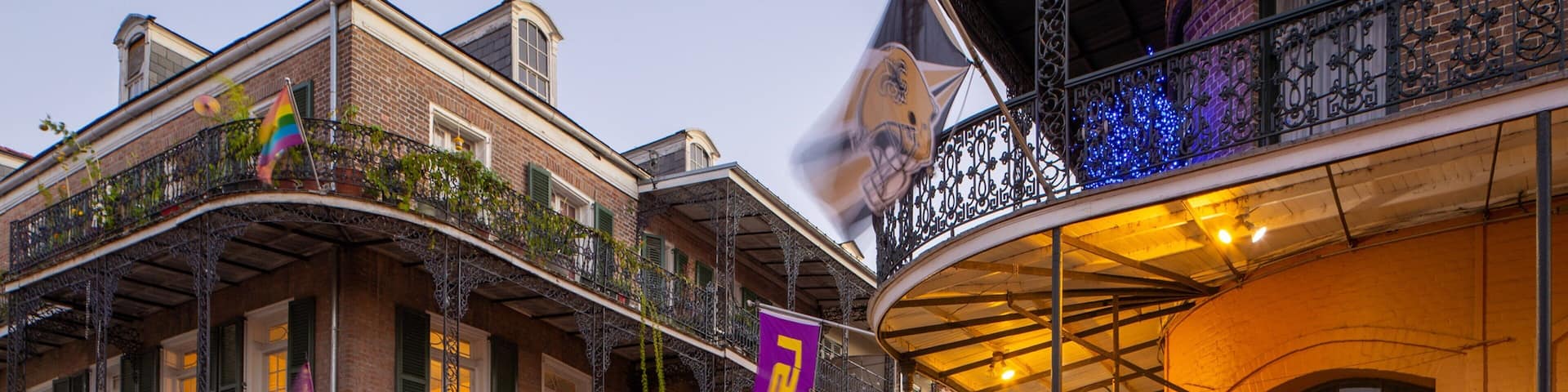 French Quarter featuring nightlife, street scenes and night scenes