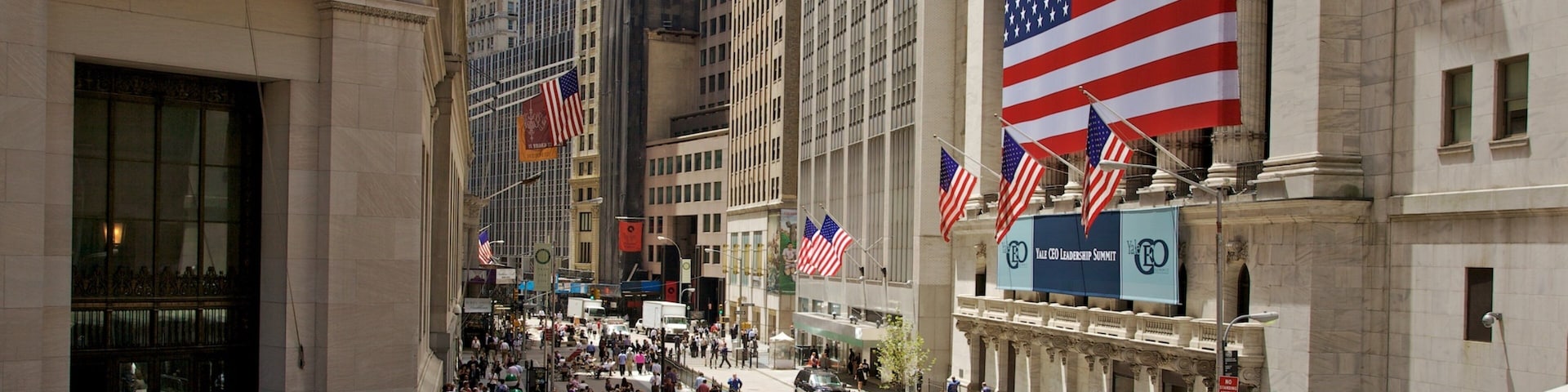 Wall Street which includes heritage architecture, street scenes and a city