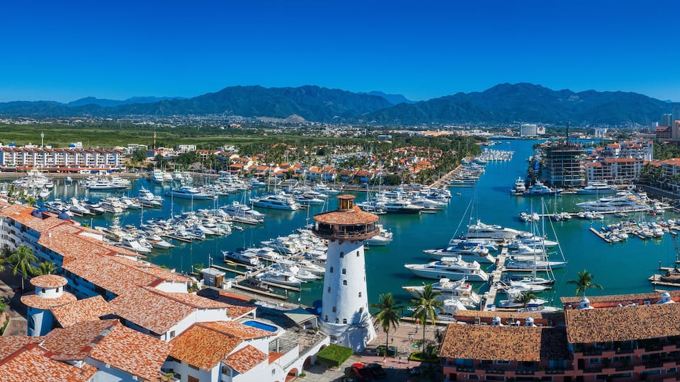 Vista aerea Marina Vallarta, Puerto Vallarta Mexico