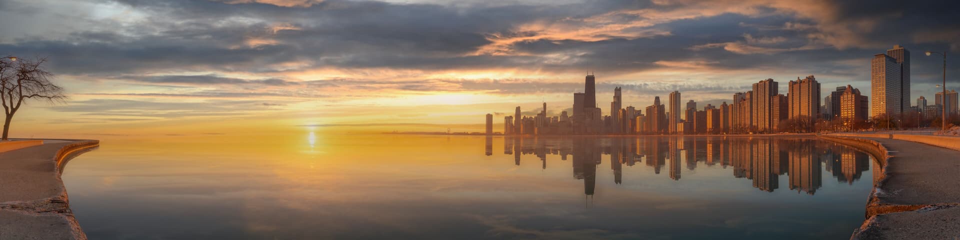 Panoramic Chicago Skyline Cityscape at night and blue sky with cloud, Chicago, United state