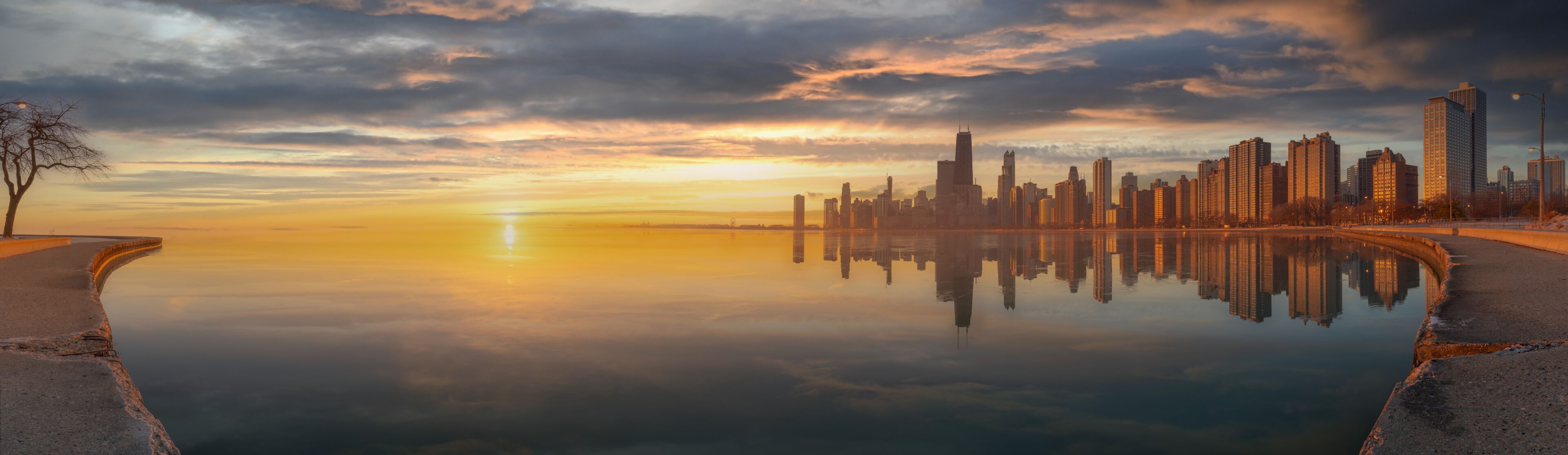 Panoramic Chicago Skyline Cityscape at night  and  blue sky with cloud, Chicago, United state