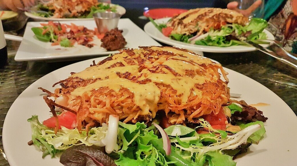 Whenever I'm visiting family in this area, this is always the first place we go. There's obviously no shortage of fish restaurants in Florida but the forever intriguing menu here, which changes often, is like a playground for fish lovers.
How about some broccoli, onion, jalapeno, parmesan crusted red grouper? Yum.
#florida #freshfish #greatrestaurant #yummy