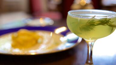 Gonzales que incluye refrescos o bebidas