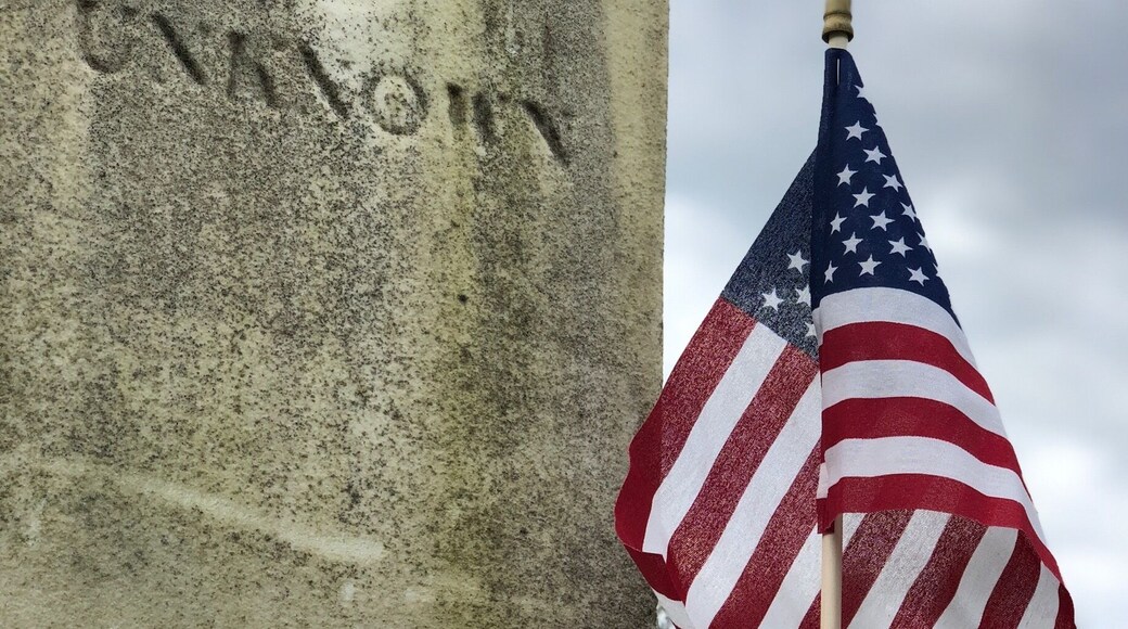 There are many unknown soldiers buried here.