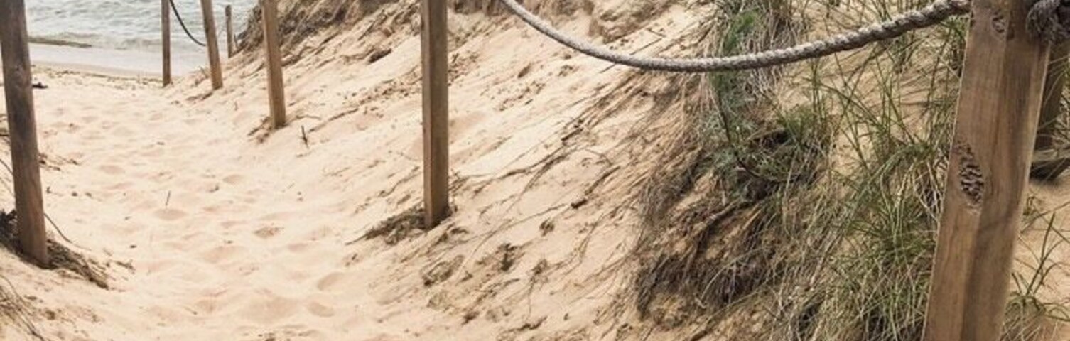 A short hike to the beach.