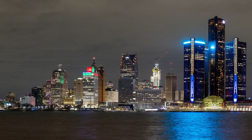 Detroit skyline at dusk viewed from Windsor, ON