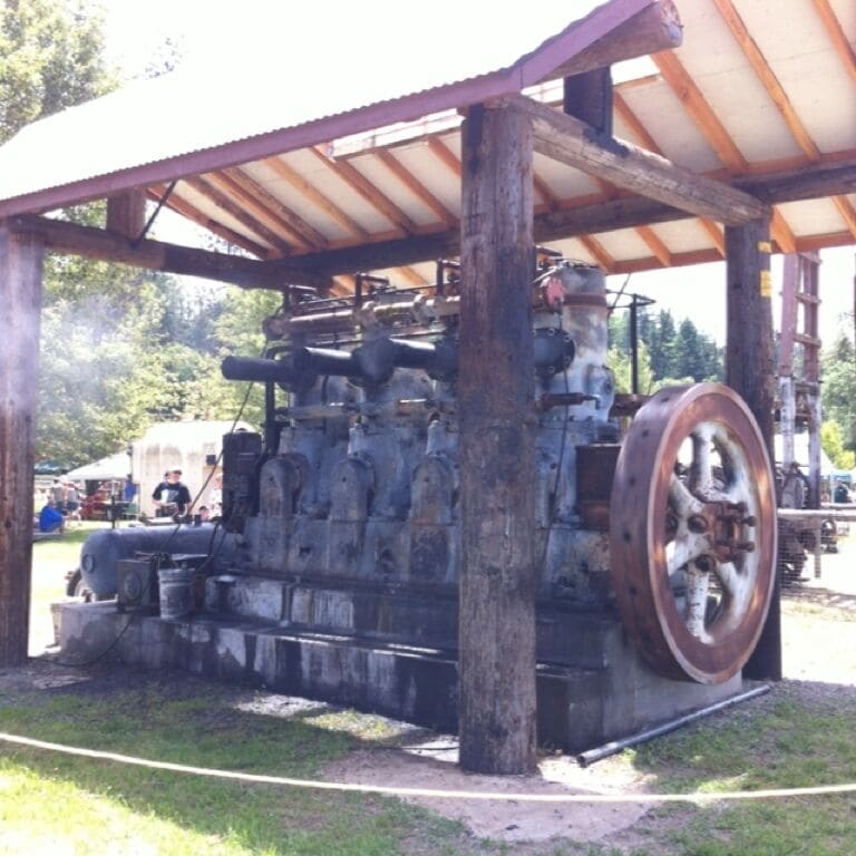 Fairbanks-Morse engine running at the Pottsville Museum. 