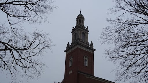 Since its completion in 1924, Swasey Chapel has been Denison’s most iconic structure. The chapel seats 990 and plays host to notable campus events such as baccalaureate services, lectures, concerts, and academic award convocations.
