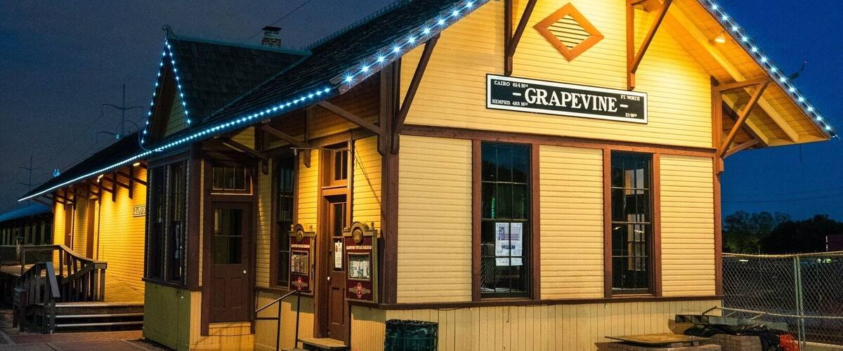 Grapevine Vintage Railway Station in the blue hour #bvsblue