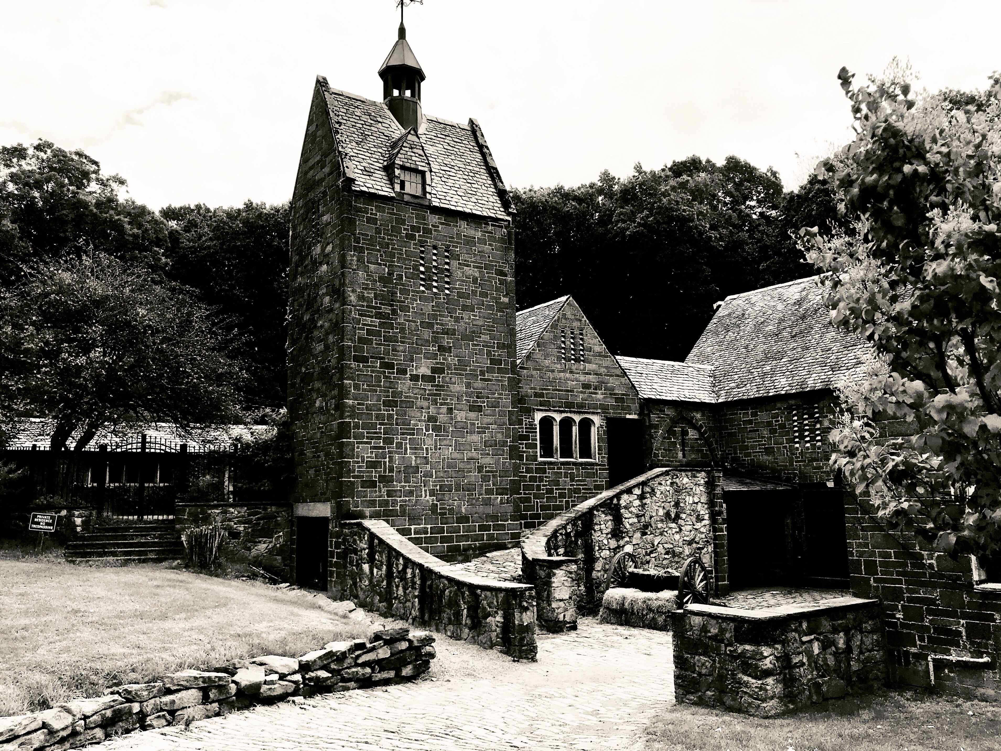 For a mo
Ent you can pretend you are on a rural English village