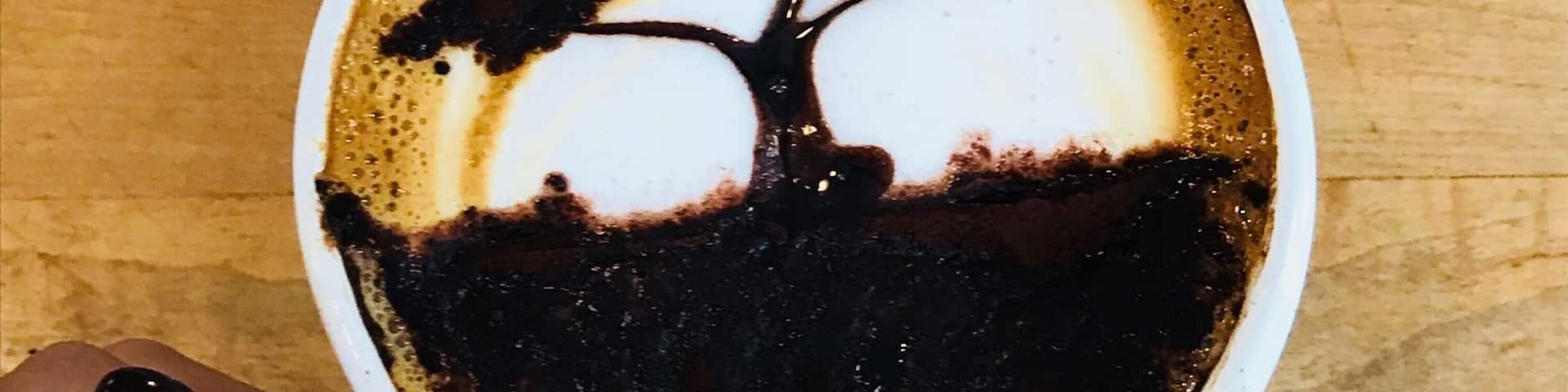 Dreamy Coffee âïž
Stop by the coffee shop at Evanston and ask for Barista Mike to pour this dream coffee for you.
#coffee #latte #latteArt #LifeAtExpedia