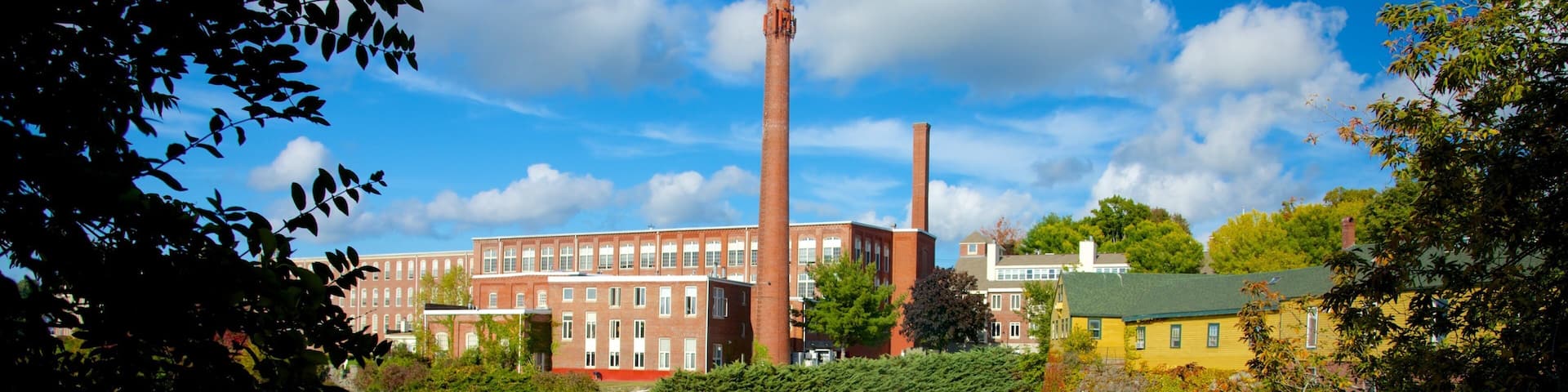 Exeter das einen Fluss oder Bach und industrielle Elemente