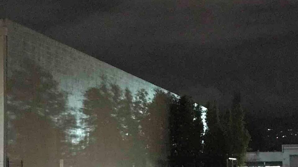 Came out and thought the shadows looked cool 😎