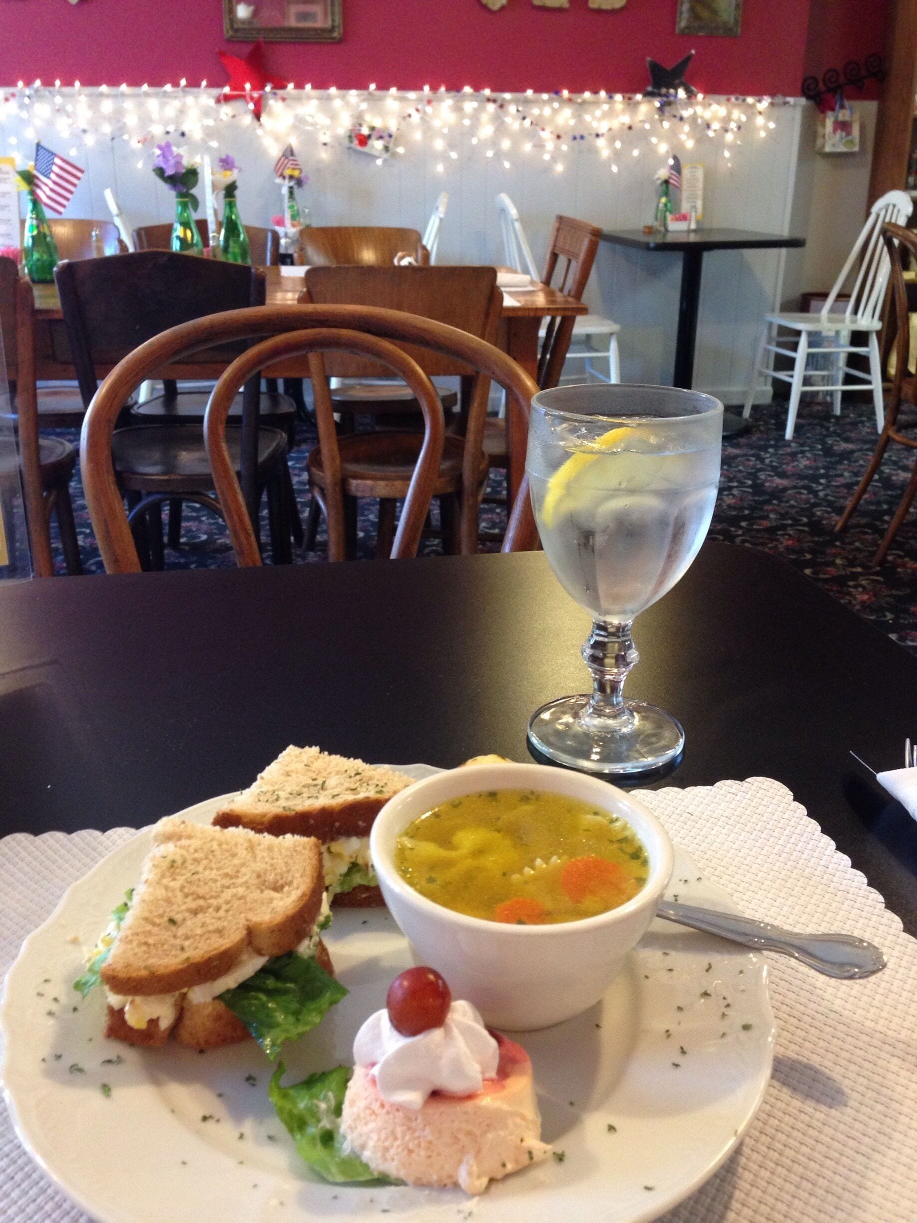 What an awesome find in downtown Fairborn!! This little cafe/tea room is a perfect place for a light lunch or afternoon tea and dessert. The decor is very cute, classic lacy English tea room. Chef Julie makes everything by hand and it's delicious. In early December, she serves a full "high tea" to celebrate the holidays. One of a kind in the Dayton area!