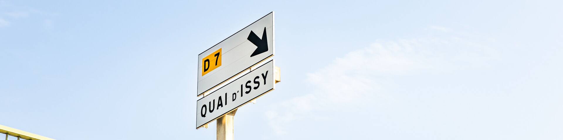 Issy-les-Moulineaux Hotel Guide