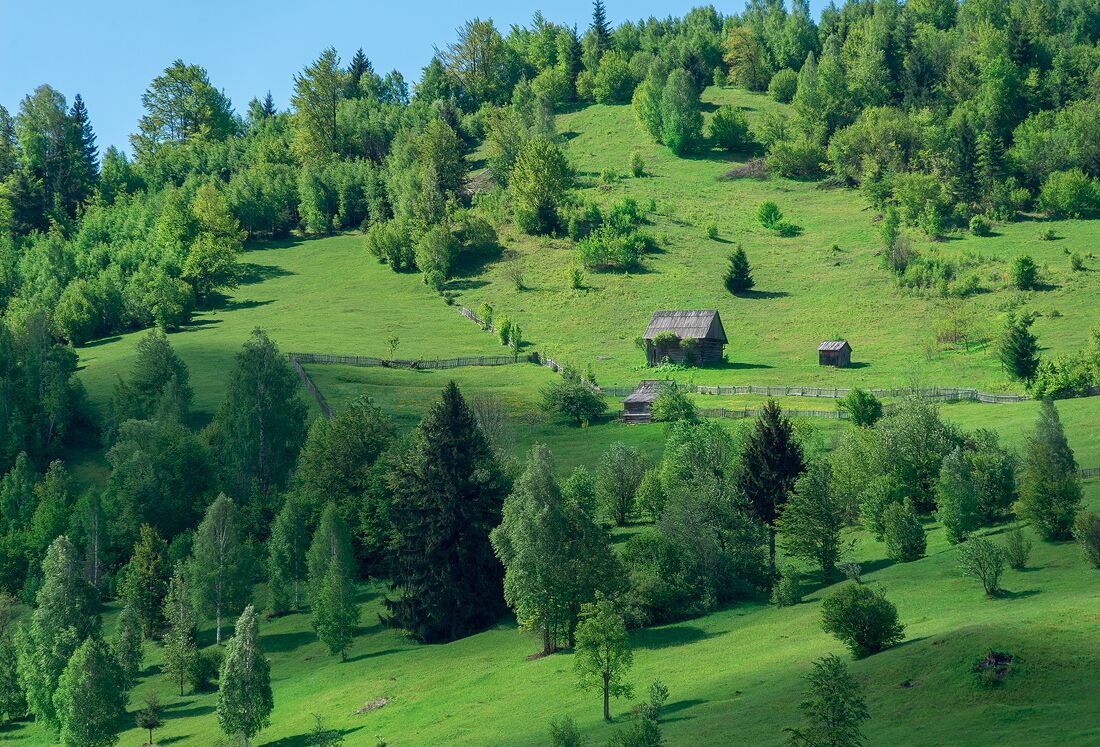 Typical landscape of Transylvania deep in Szekler country. #green

http://www.alwayswanderlust.com/straddling-the-border-of-the-austro-hungarian-empire/