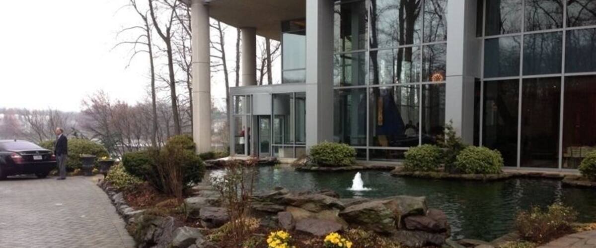 2941 Restaurant is great for elegant or casual dining with great food and bar. May seem hard to find and off the beaten path but worth it. Amazing lake and ponds surround the restaurant with views to match. 2941 Fairview Park Drive, Falls Church VA. Use valet parking for full effect.