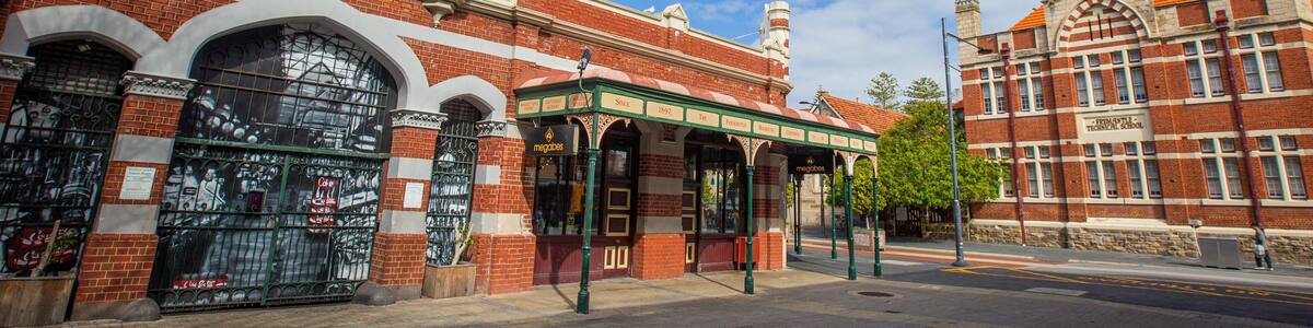 Fremantle showing signage and heritage architecture