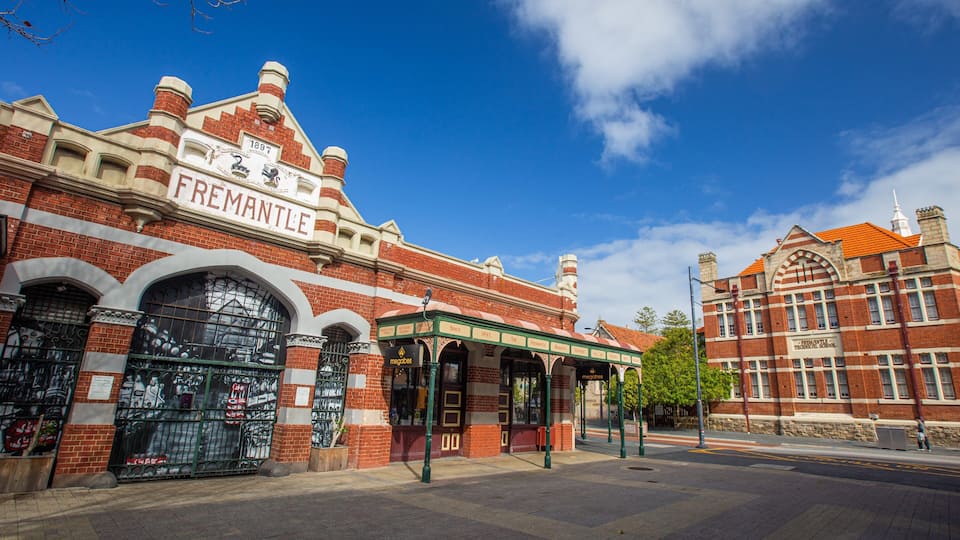Fremantle showing signage and heritage architecture