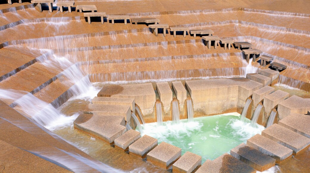 Water Garden Fountain, Fort Worth, Texas