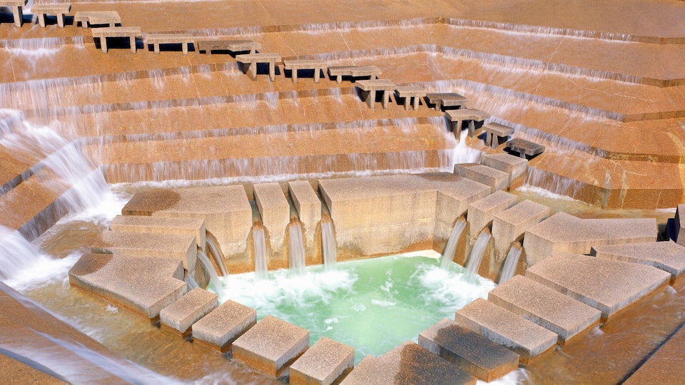 Water Garden Fountain, Fort Worth, Texas