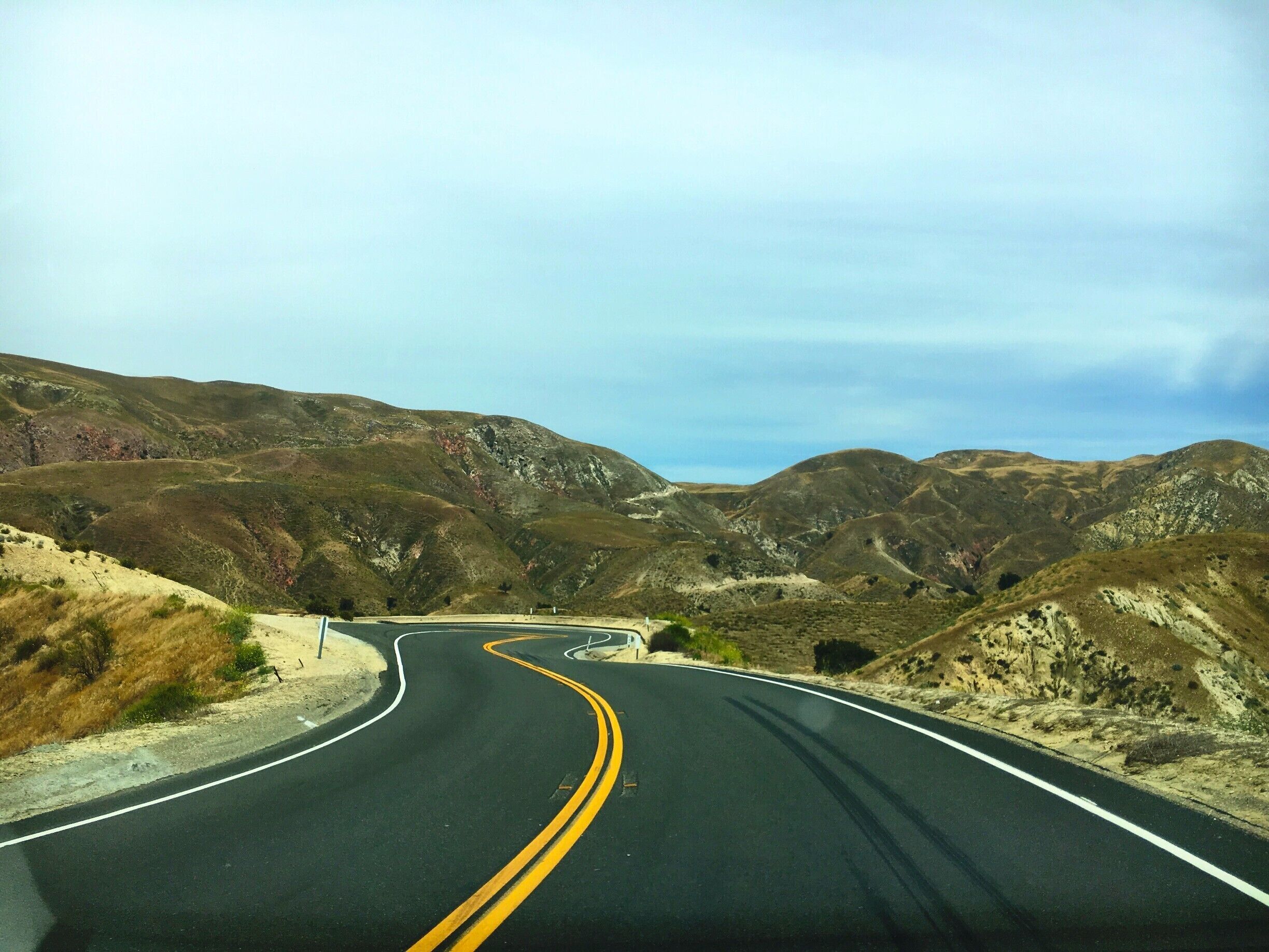 A few of the many winding turns on California 23 through Grimes Canyon. Take lots of pictures, but drive safe!

#California
#roadtrip
#lifeatexpedia
#weloveourmarkets
#AMER