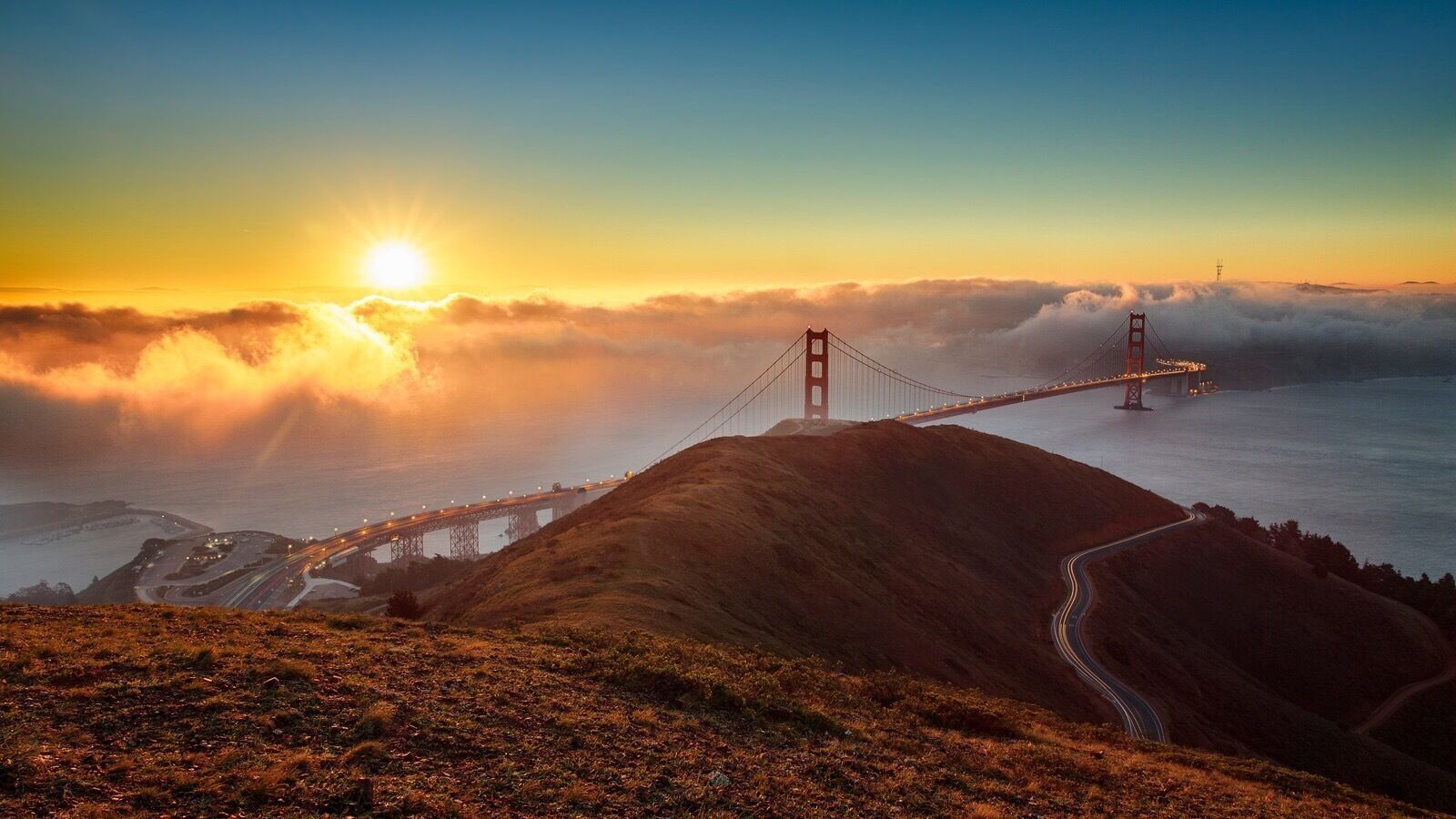 A spectacular view as I was sitting and watching sunrise over the horizon 