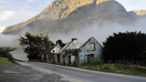 I loved the place. Despite its popularity and horse drawn tourist carts it has atmosphere. There's an attractive bleakness about it that was like a magnet for us.