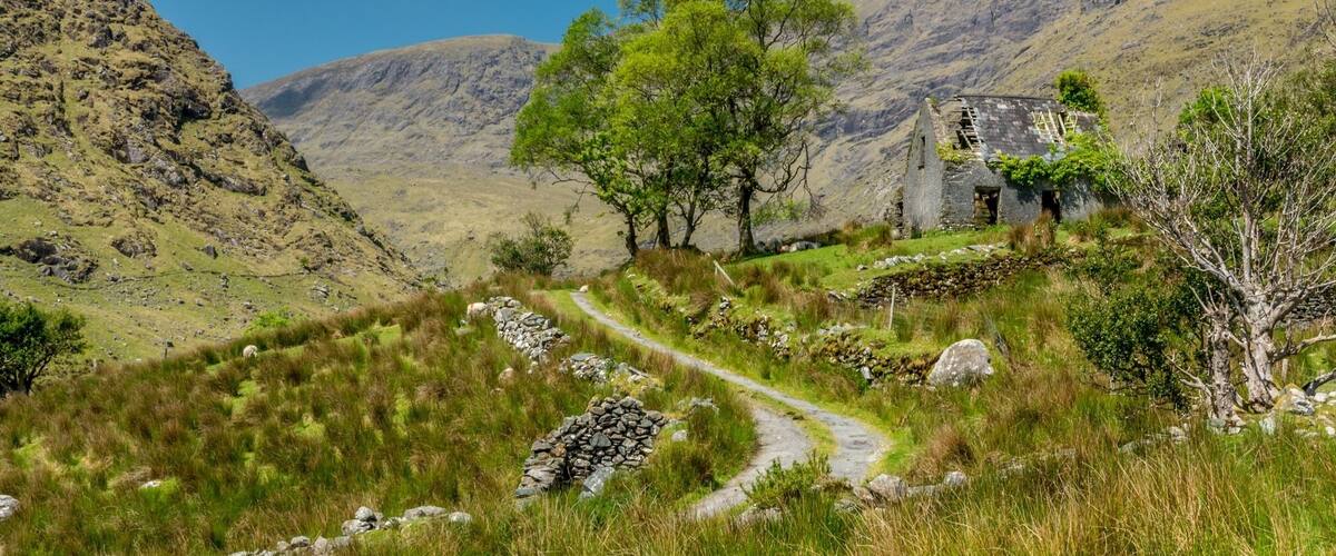The most photographed derelict house in Kerry. Deep in the Black Valley this is a delightful place of beauty especially for those on foot. No roads here only very narrow tracks but you will leave with fond memories.